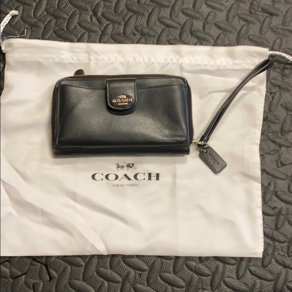 Coach wallet wristlet with phone pocket